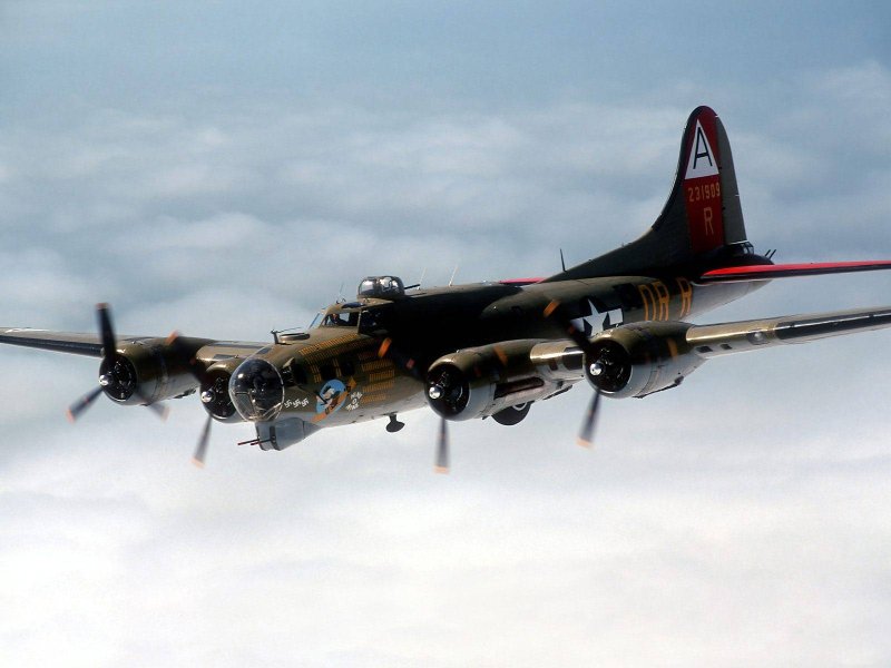 Boeing b-17 Flying Fortress самолет