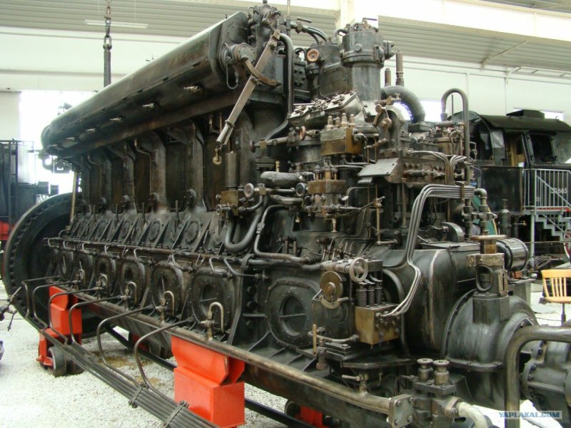 Судовой дизель r43600