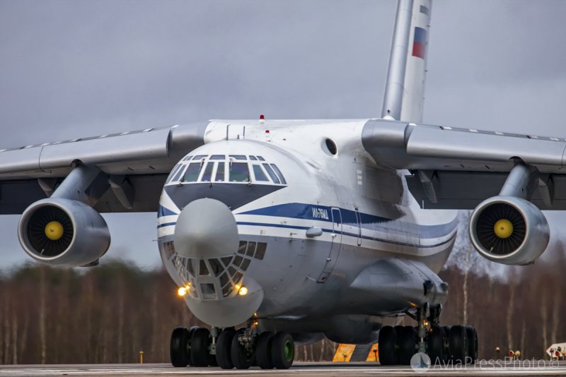Ил-76 военно-транспортный самолёт