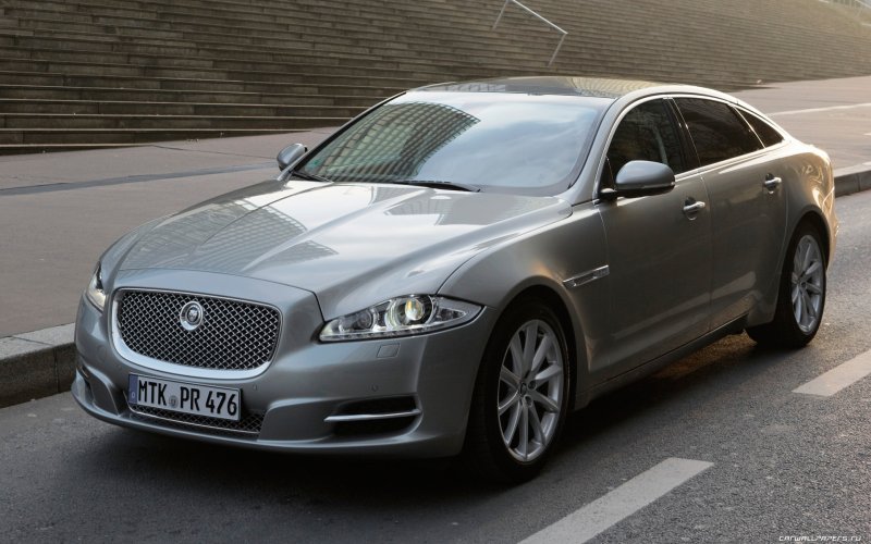 Jaguar XJ 2011