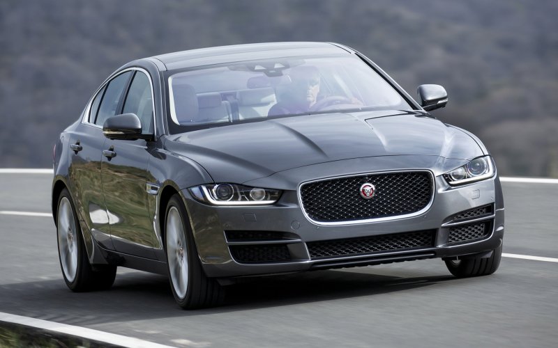 Jaguar xe 2014