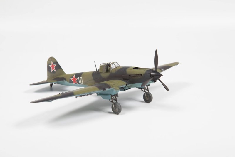Модель самолета ил-2 звезда 1/48