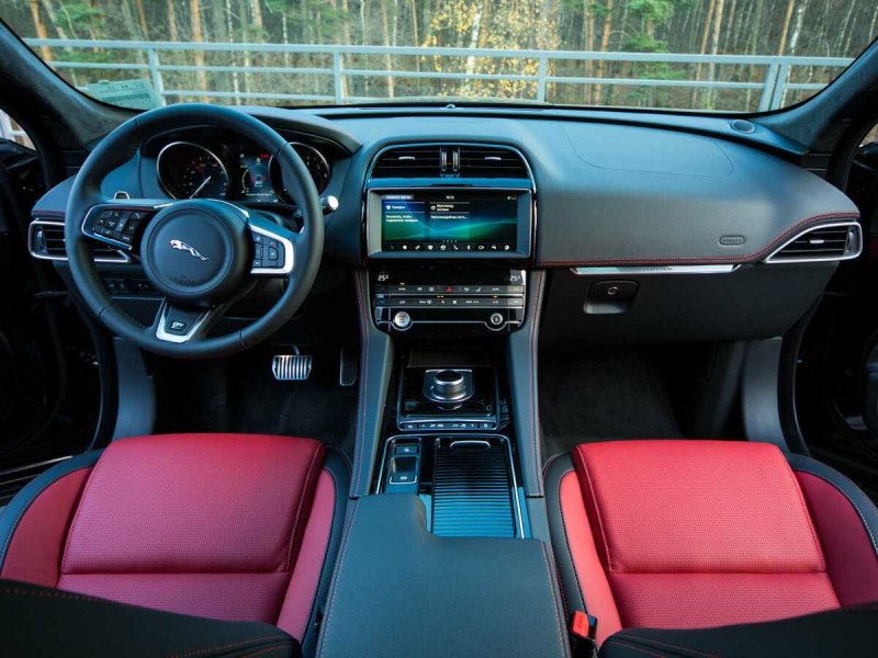 Jaguar f-Pace 2021