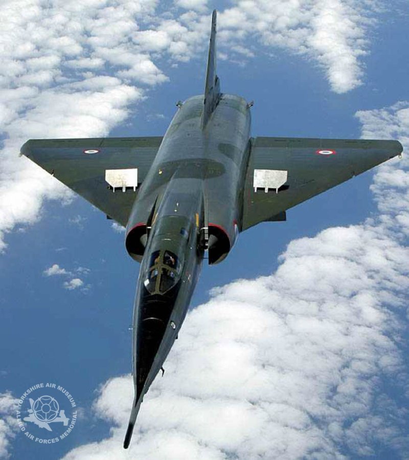 Французский бомбардировщик "Мираж-4"