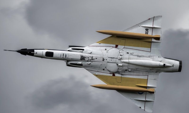 Mirage f2000