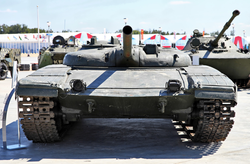 Танк объект 775