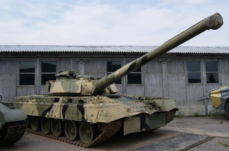 Танк т 80 152 мм