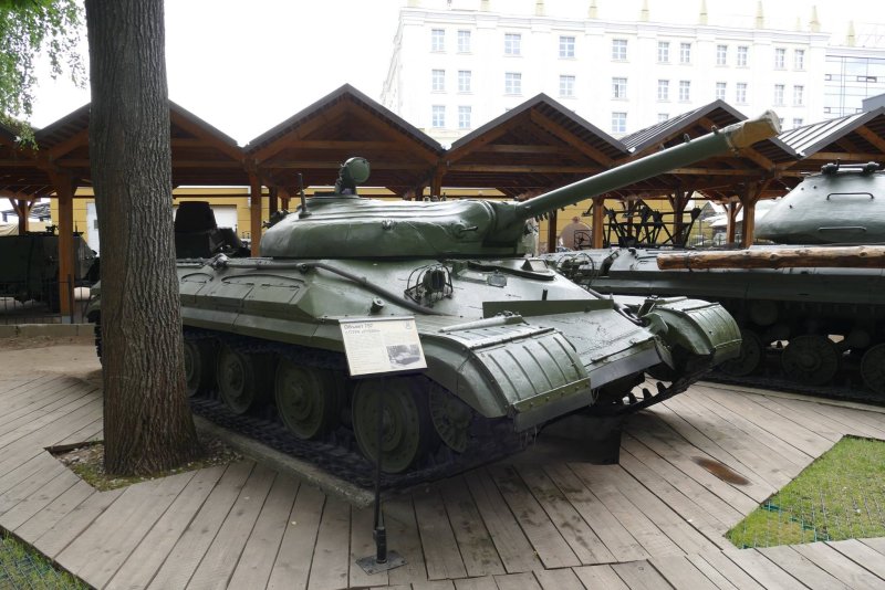 Ракетный танк объект-757