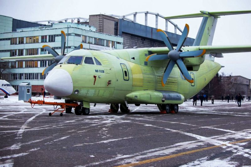 Ил-112 транспортный самолёт