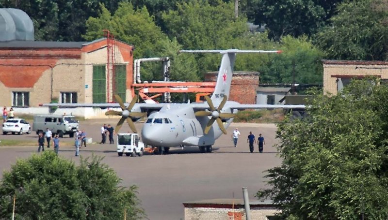 Ил-112в военно-транспортный самолёт