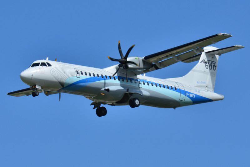 ATR 72-600 самолет