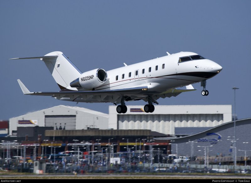 CL-600 Artemis самолет