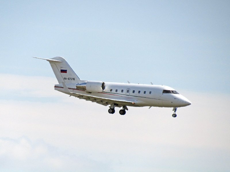 Challenger 604 ra-67216