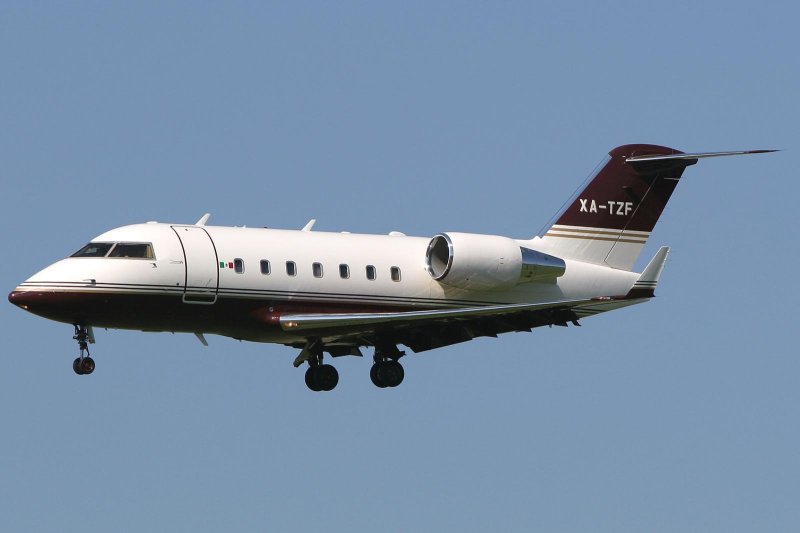 Canadair CL-600