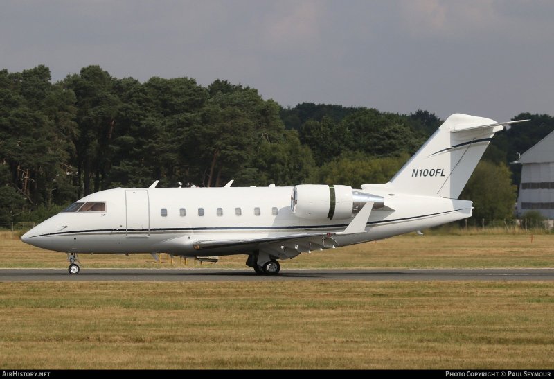 Bombardier Challenger 600 салон