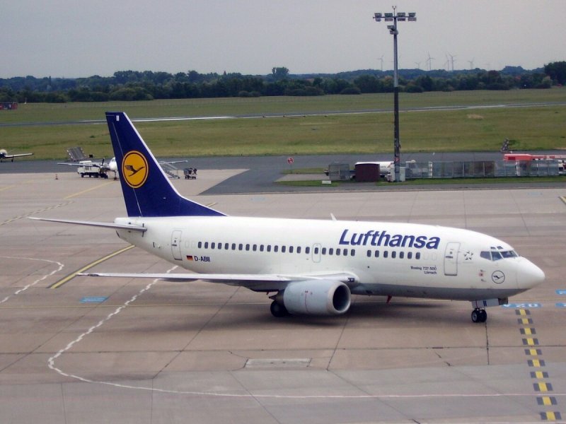 Самолёт Boeing 737-500
