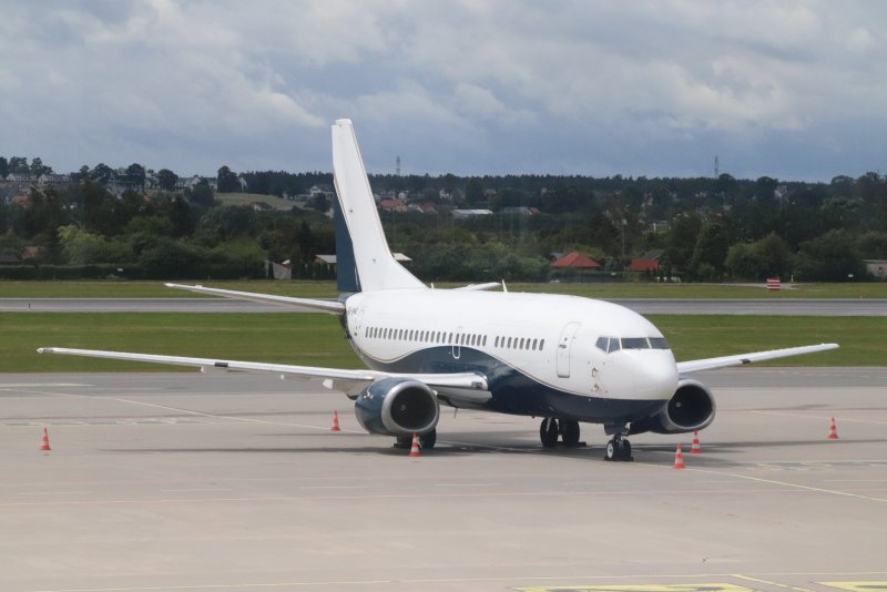Б737 500