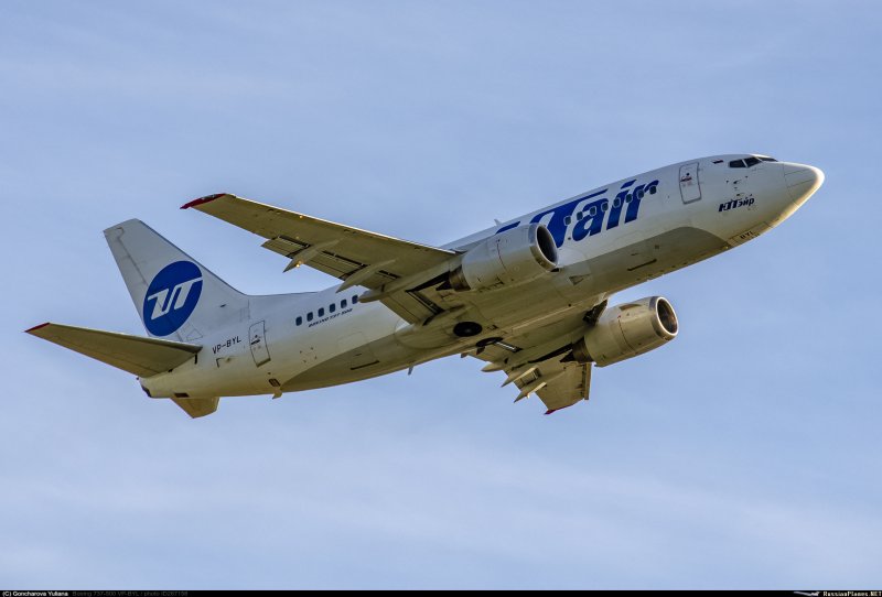Боинг 737 500 ЮТЭЙР