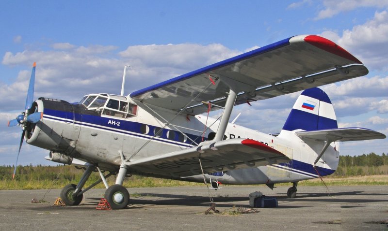 АН-2 пассажирский самолёт