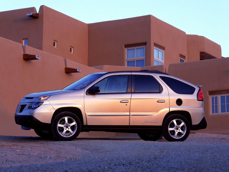 Pontiac Aztek 2000
