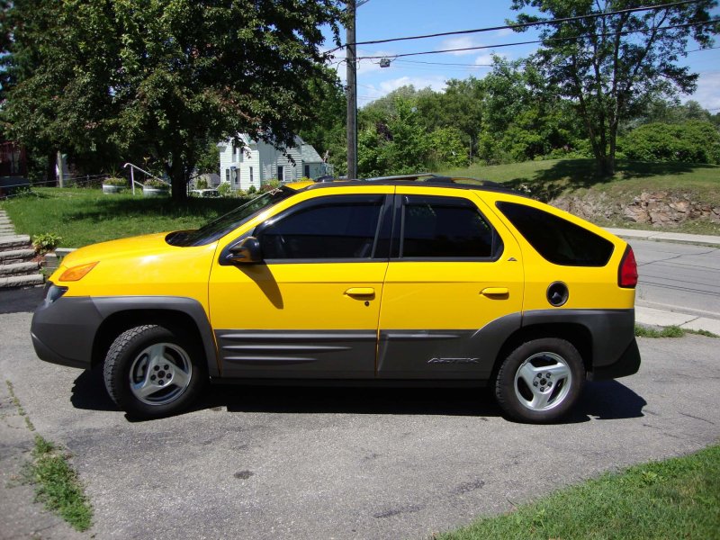 Pontiac Aztek 2001