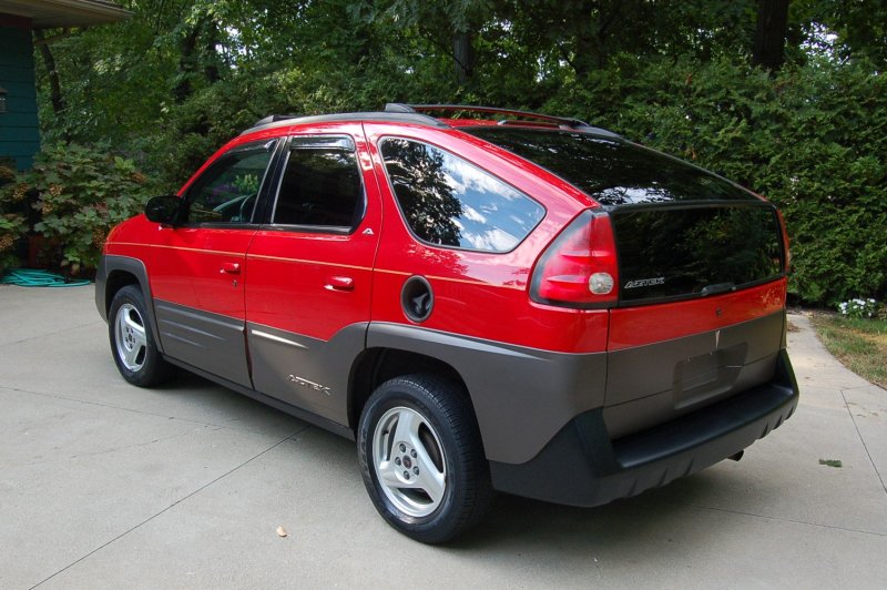 Pontiac Aztek 2004