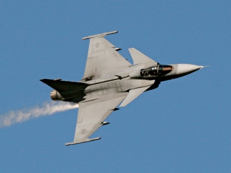 Самолет Saab Jas-39b/d Gripen