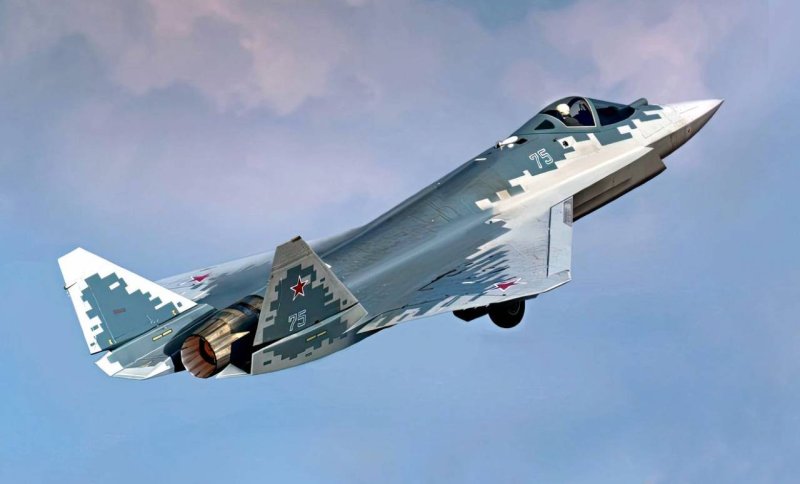 Су-75 f-35