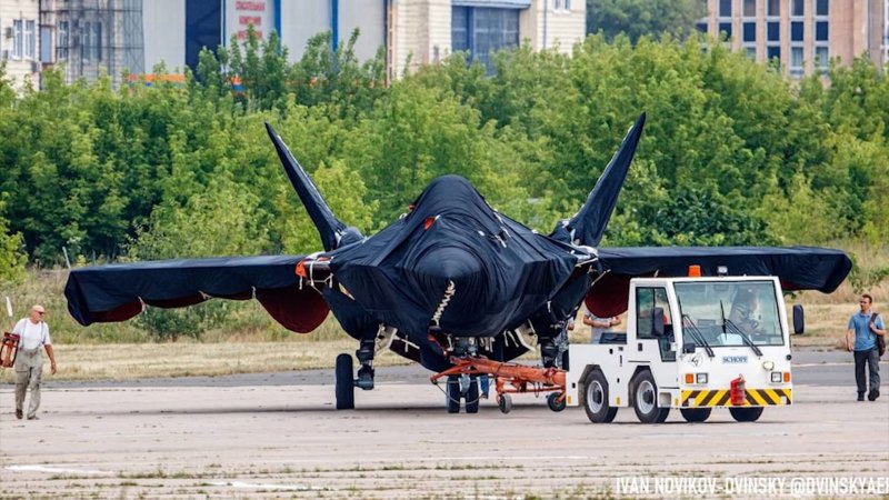 Су 75 самолет Макс 2021