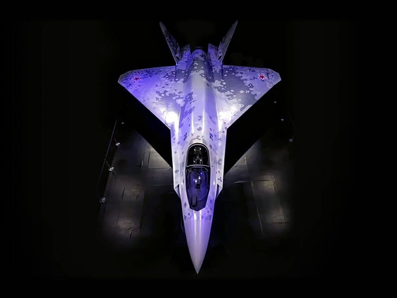 Истребитель Су-75 Checkmate