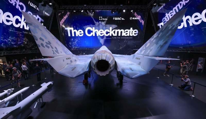 Checkmate самолет