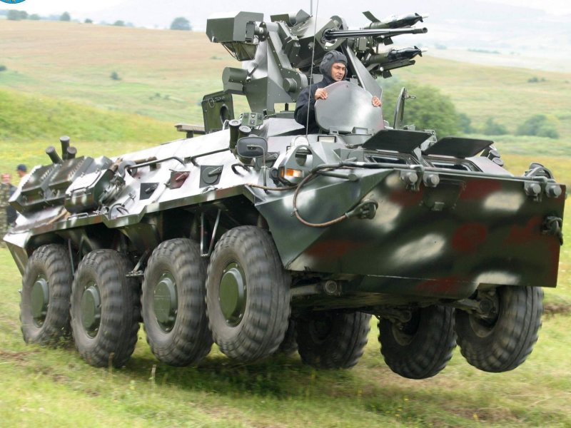 БТР 80 С пушкой