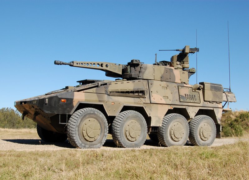 БТР GTK Boxer 155мм
