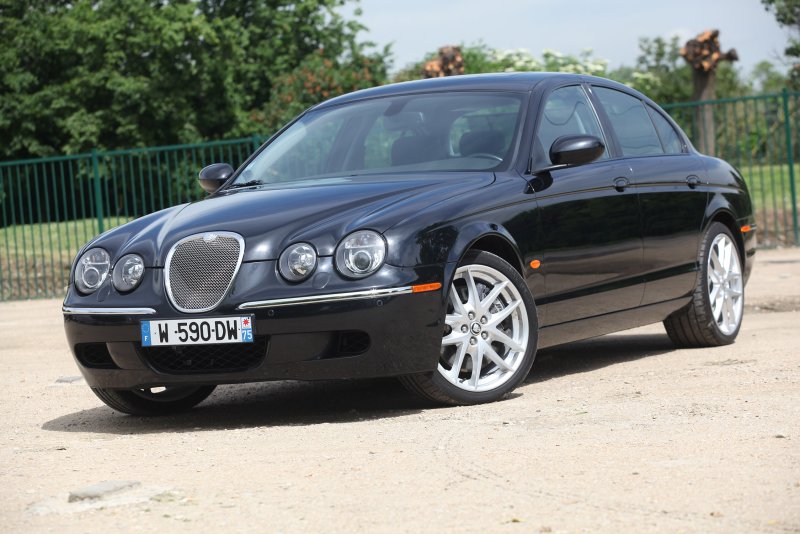 Jaguar s Type 2005