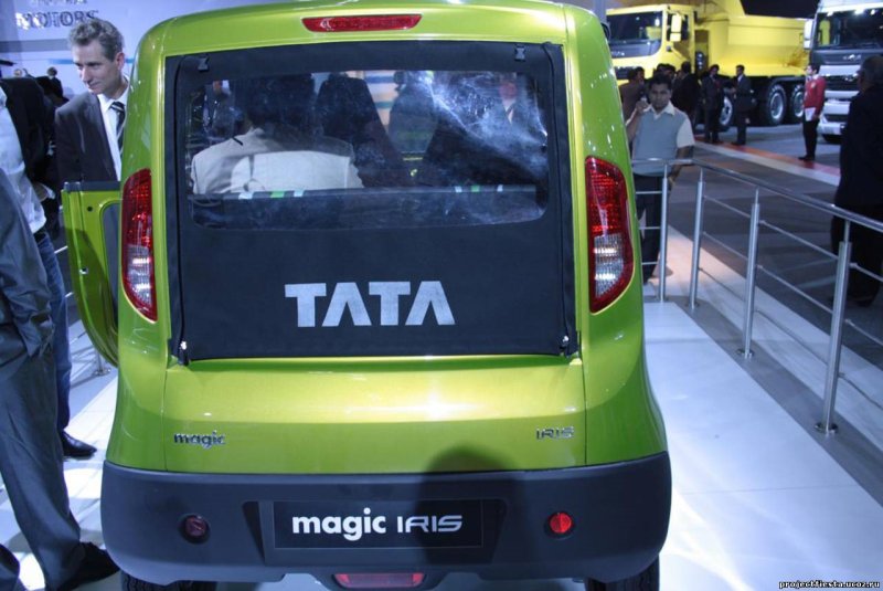 Tata Magic Iris