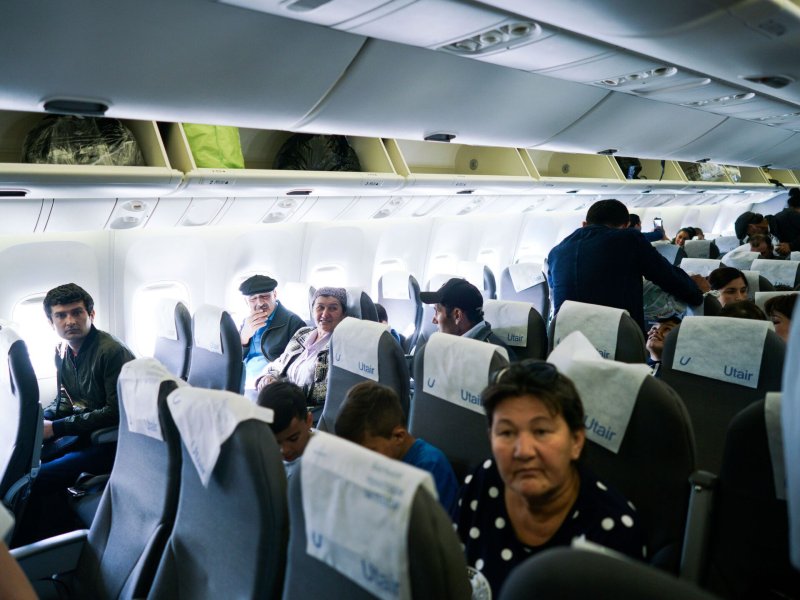 Самолет Uzbekistan Airways