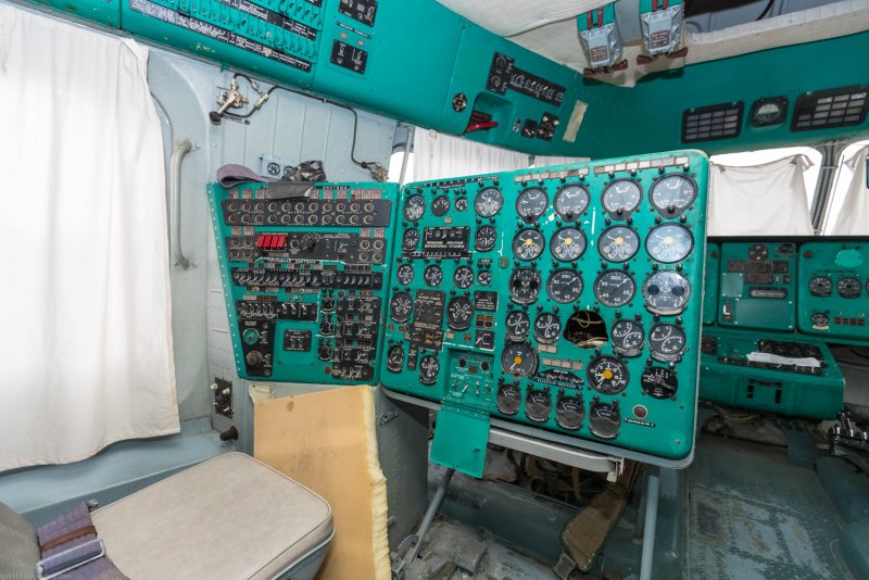 Бортрадист ил-76