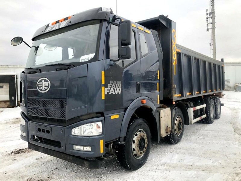FAW 8x4 самосвал