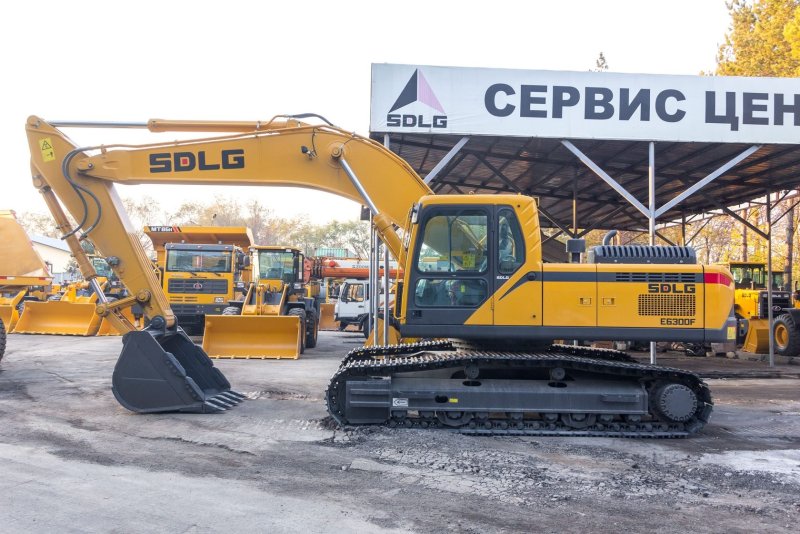 Экскаватор гусеничный SDLG e6300f