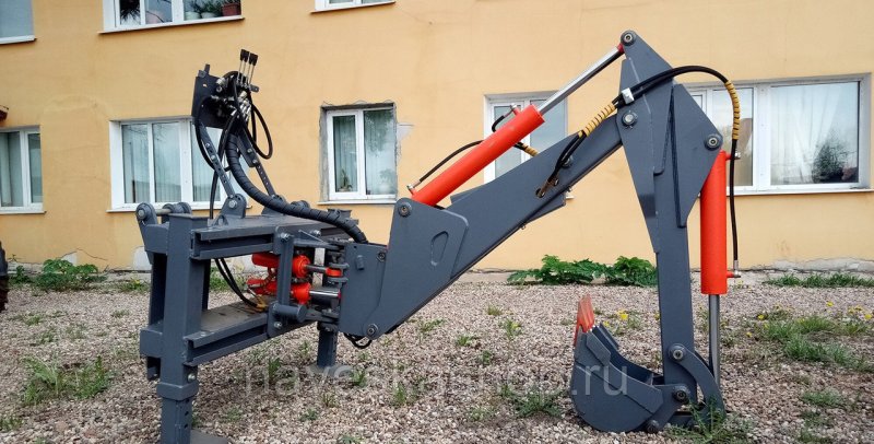 Прицепной миниэкскаватор Landformer 150