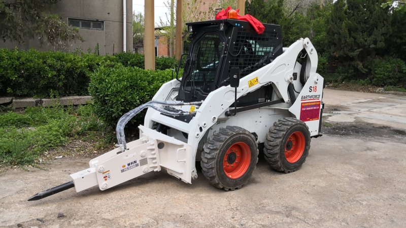 Погрузчик фронтальный Bobcat s175