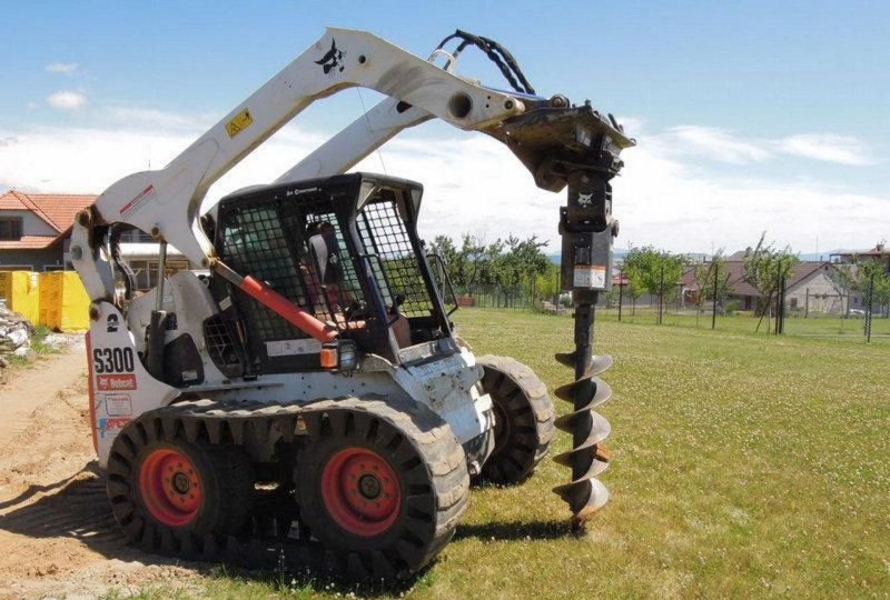 Bobcat s175 ямобур