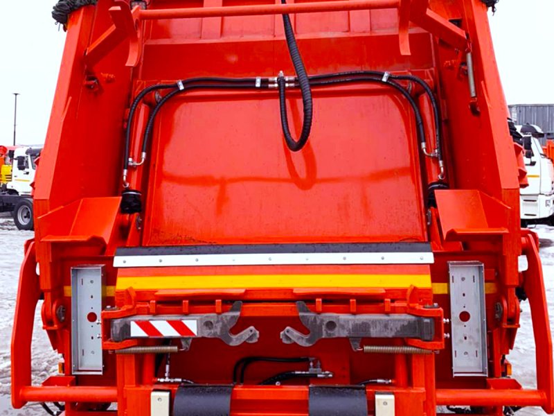 Мусоровоз с задней загрузкой ко-440к20