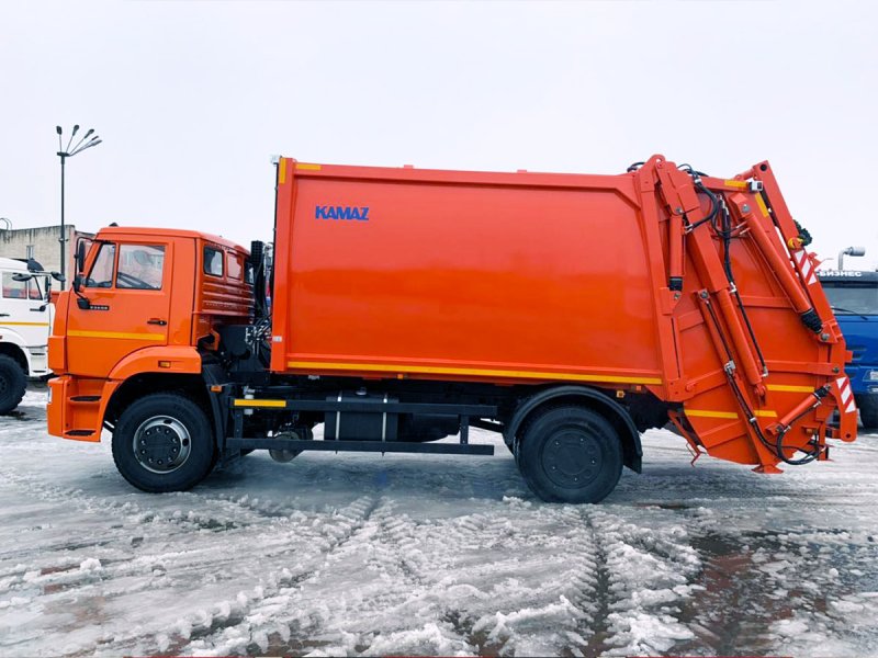 Мусоровоз КАМАЗ С задней загрузкой ко 440в
