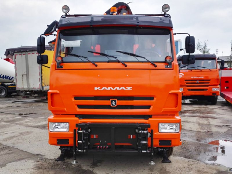 Ко 823 на шасси КАМАЗ