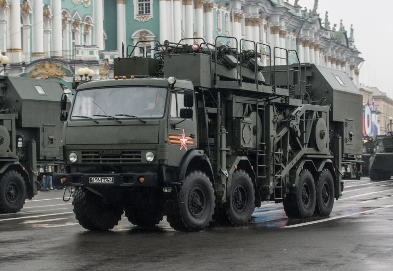 КАМАЗ 6350 военный