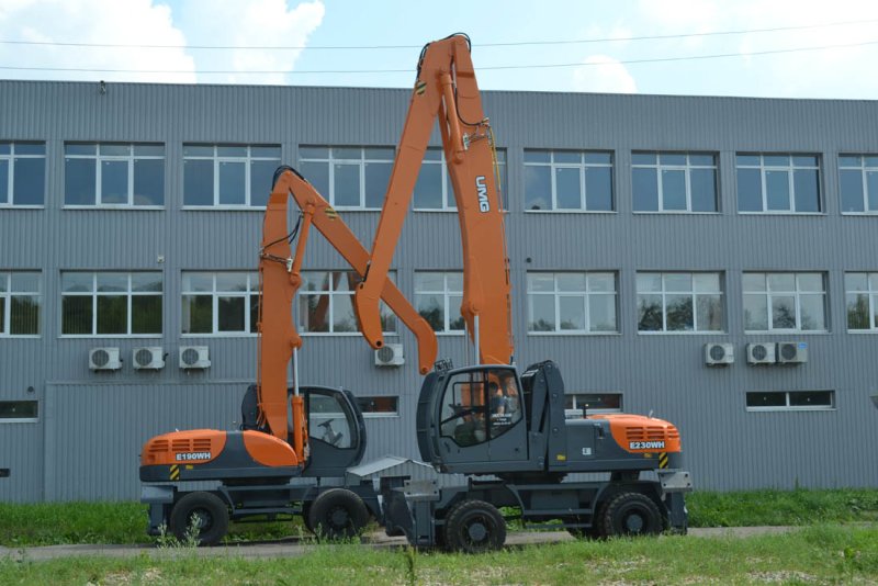 Индустриальный перегружатель колесный e230wh