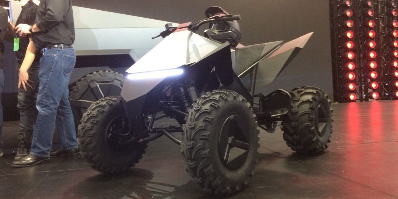 Квадроцикл Tesla CYBERQUAD