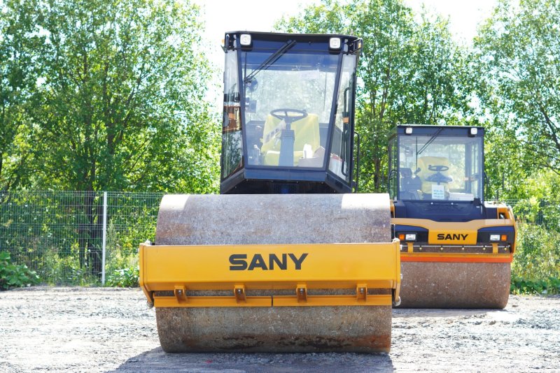 Каток Bomag BW 213 D-5 наклейки