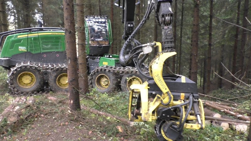 John Deere 1270g